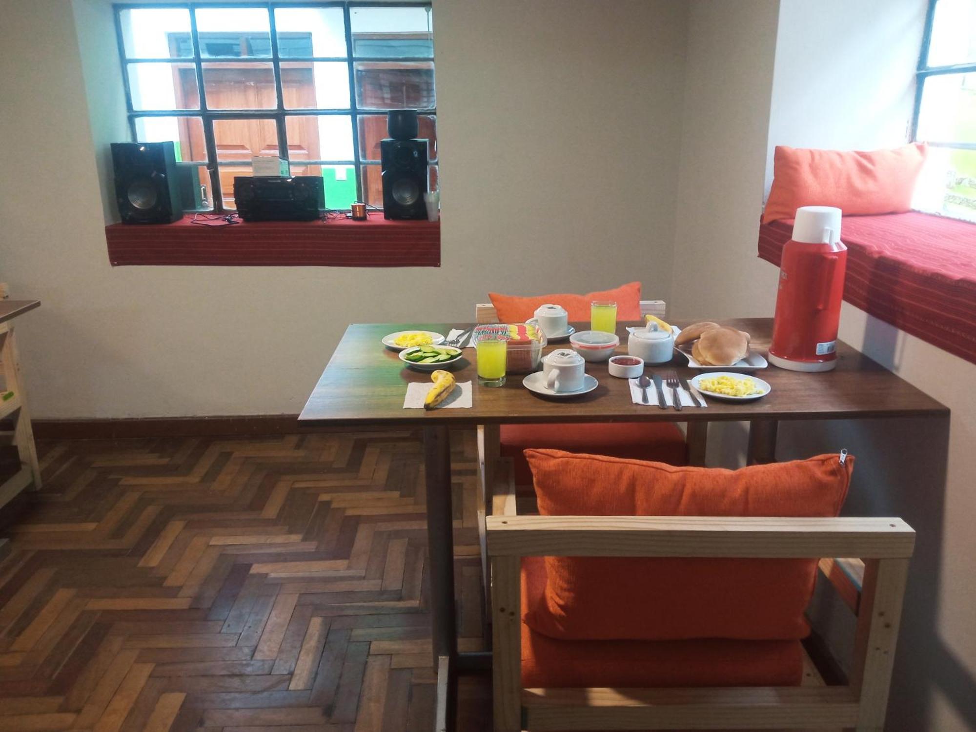 Hostel Tupac Yupanqui House Cusco Exteriör bild